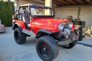 JEEP CJ5 Edelbrock V8