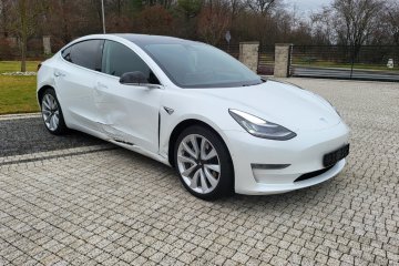 Dual motor Long range !!! 440 KM !!! HAK !!!